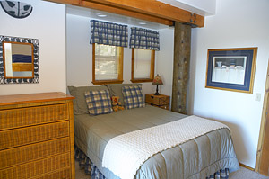 2nd bedroom downstairs; Queen bed with down comforter and pillow-top mattress!